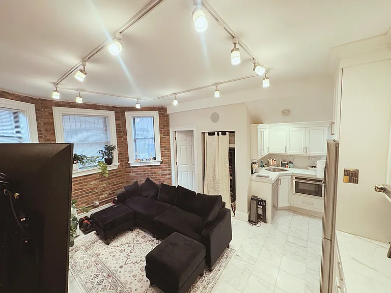 107 Jersey St #20A — Photo 6