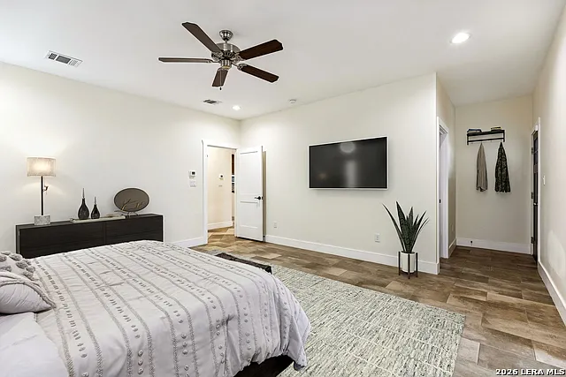 303 Pendleton Ave — Photo 30