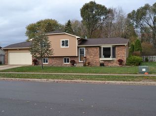 1009 Oak Ave N, Onalaska, WI 54650