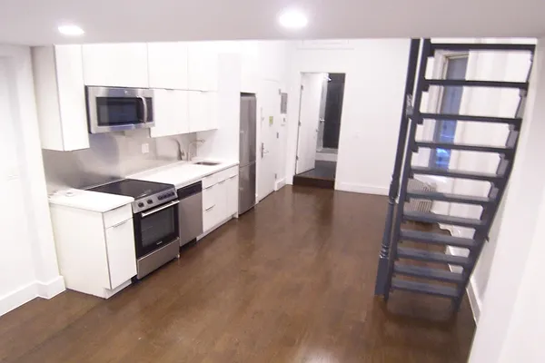 Rented by Maz Group NY | media 3