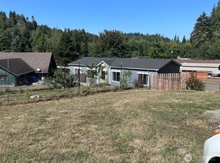 52 S Hemlock Ln, Port Angeles, WA 98362