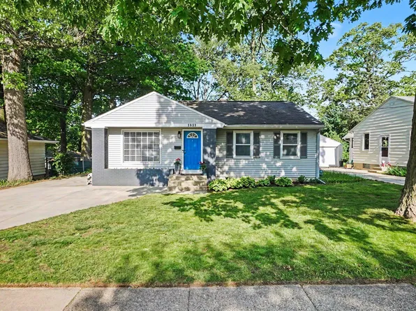 1831 Diamond Ave NE, Grand Rapids, MI 49505