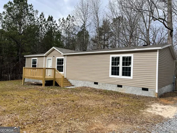 3717 Leach Rd, Gainesville, GA 30506