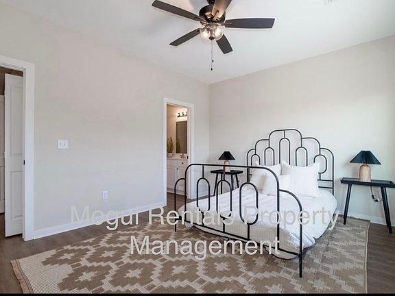 5th image of 2945-100 S Maize Ct