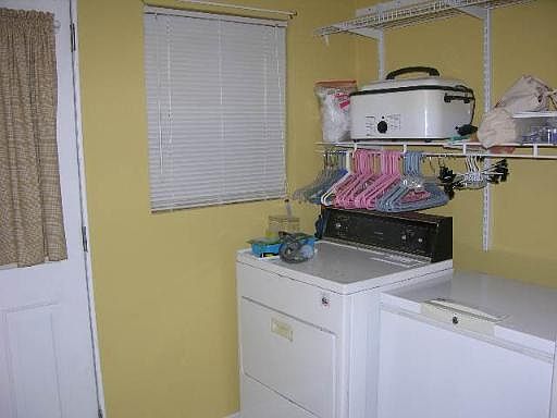 5th image of 1446 BRIGHTON AVE