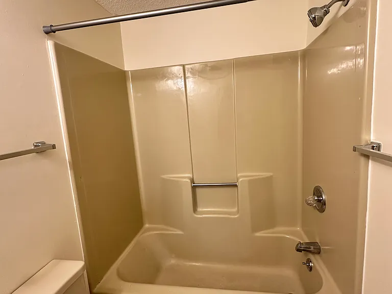 816 State St #3 — Photo 19