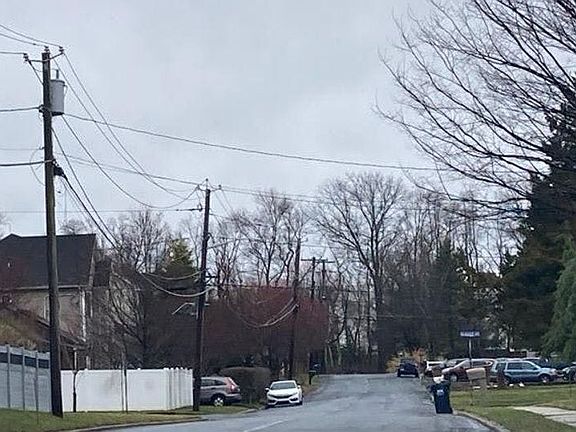 4th image of 158 Coddington Ave