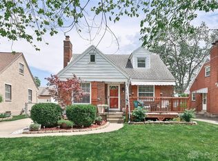 1016 Warwick Pl, Dayton, OH 45419