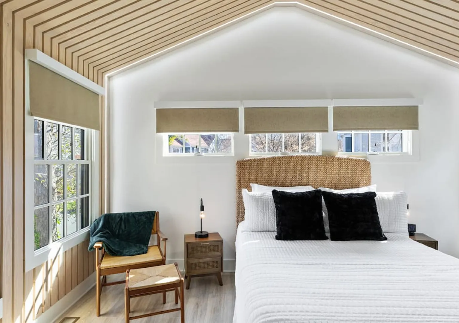 The Gallery | Designer 3BR Near South End — Photo 3