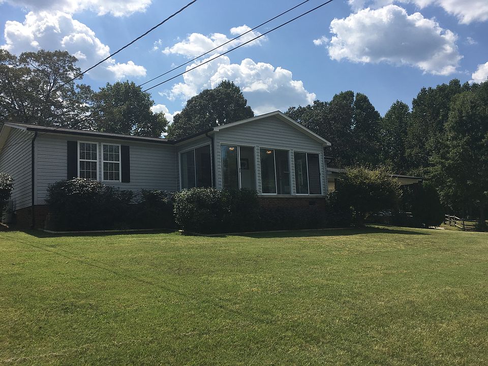 1st image of 7715 Skyline Dr