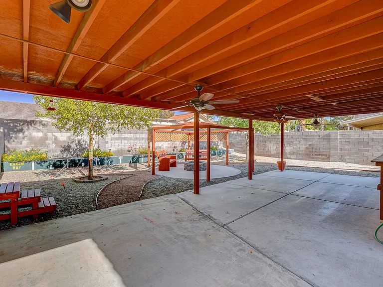 76 Megan Dr — Photo 34