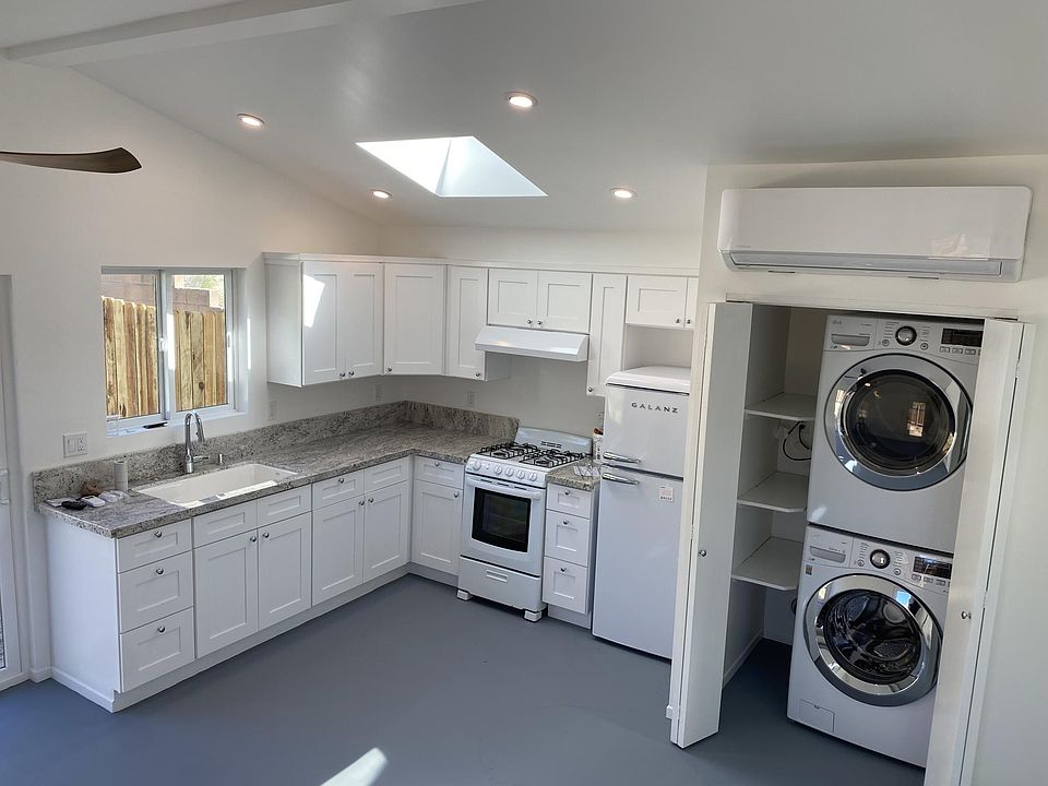1st image of 1292 Calle Yucca