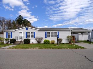 27 Fiesta Way, Chicopee, MA 01020