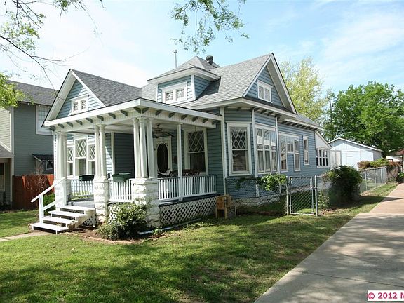 4th image of 316 S Oak St
