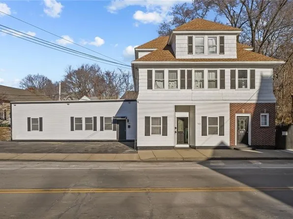 700 Main St, West Warwick, RI 02893