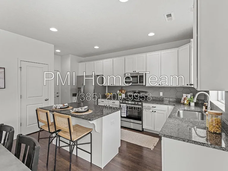 1812 W Parkview Dr — Photo 16