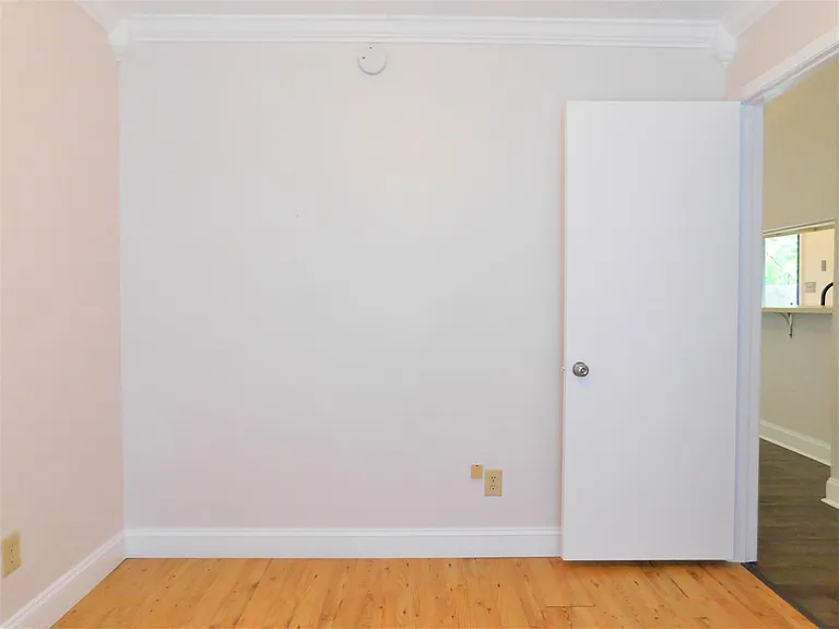 2716 Mistywood Ln — Photo 17