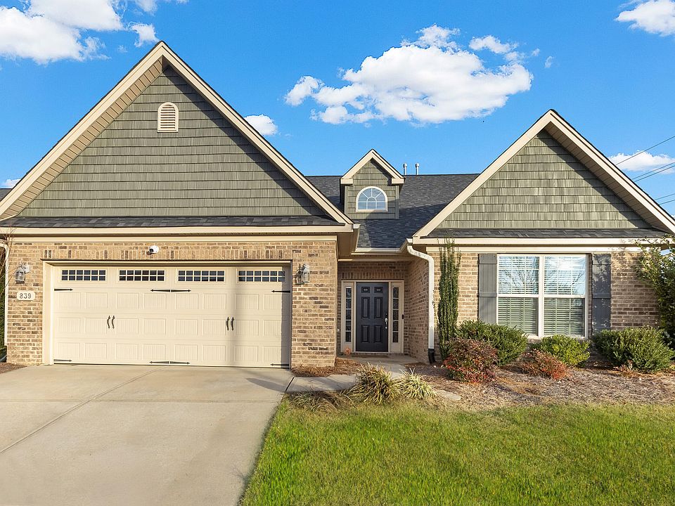 1st image of 839 Old Towne Dr