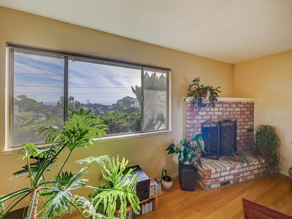 402 Arroyo Seco photo 1
