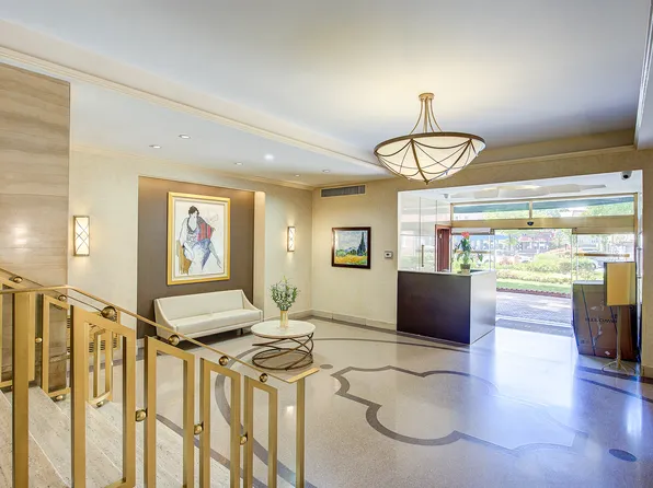 110-45 Queens Boulevard image 28 of 38