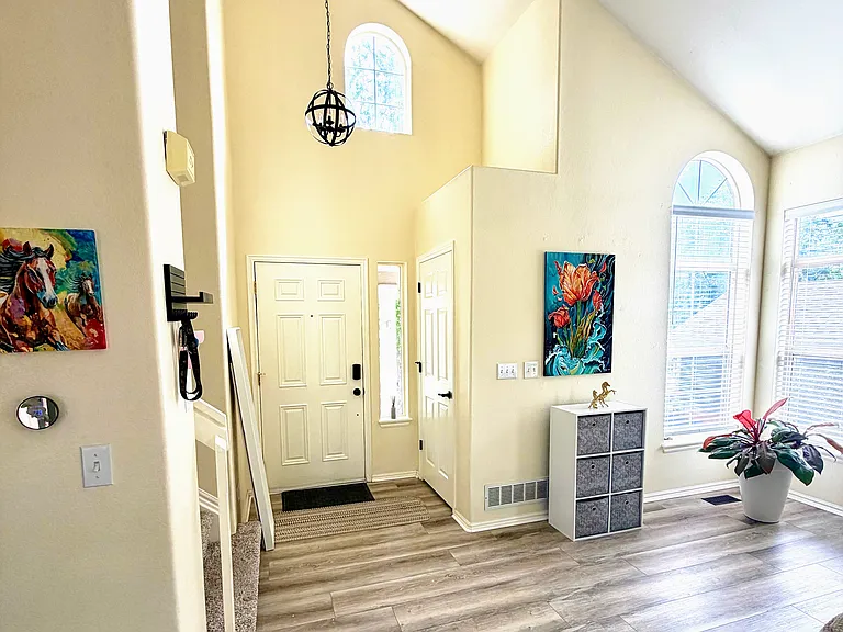 8762 Wildrye Cir — Photo 2