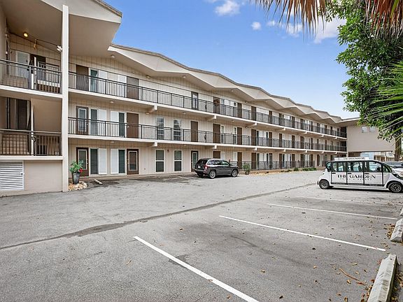 2nd image of 1967 S Ocean Boulevard #103