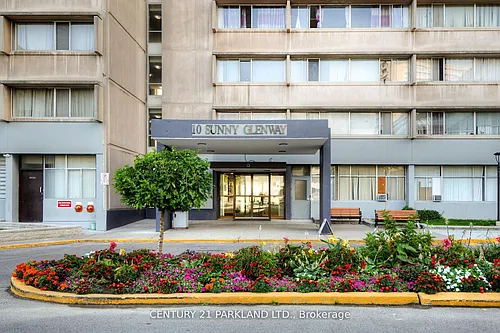 10 Sunny Glen Cres Photo 1
