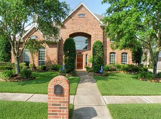 905 High Ridge Dr, Friendswood, TX 77546