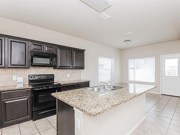 2nd image of 2613 Clarks Mill Ln