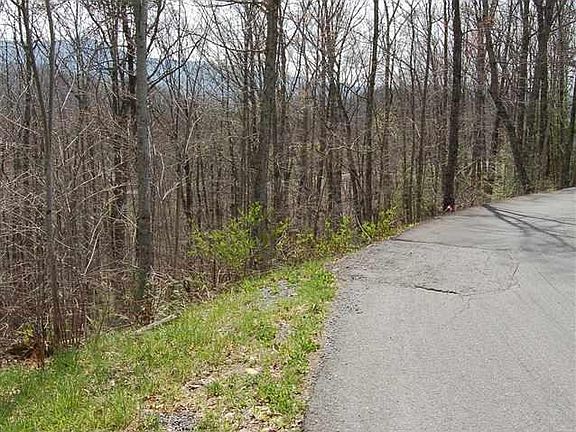 5th image of 181 Chamberlain Ln Lot 18-B1