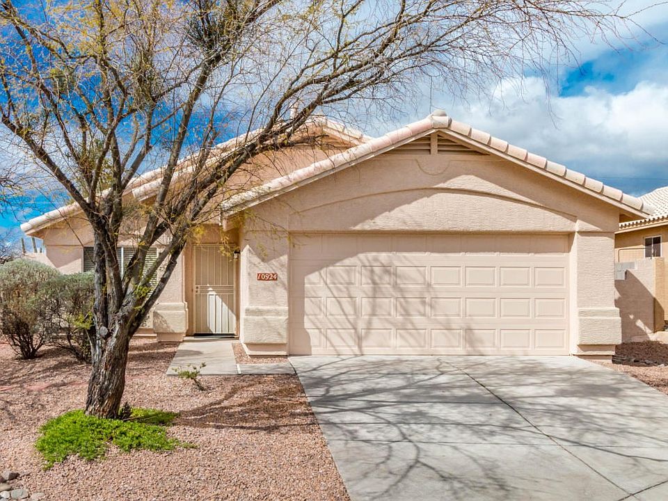 1st image of 10924 N Double Eagle Ct