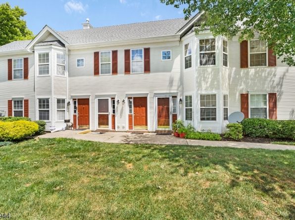 77 Williamson Ct