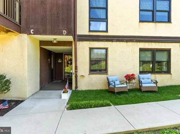 321 Shawmont Ave #1A3, Philadelphia, PA 19128