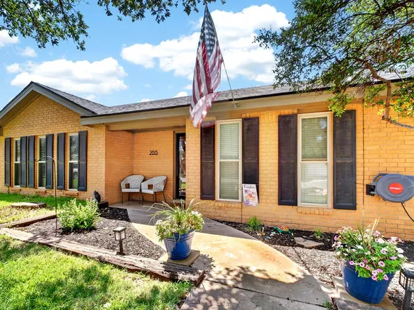 2615 Emerson Dr, Midland, TX 79705