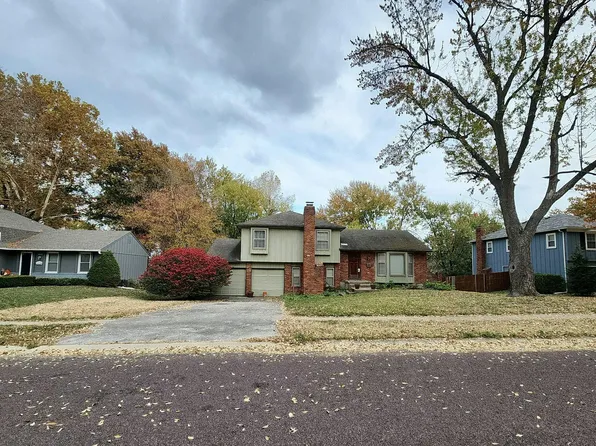 9609 Benson St, Overland Park, KS 66212