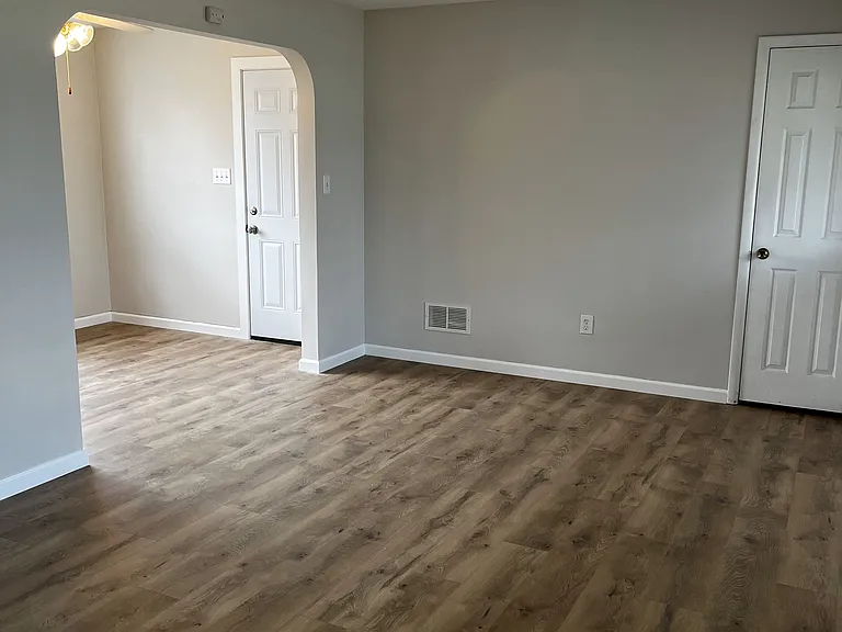 2388 Mill Ln — Photo 5