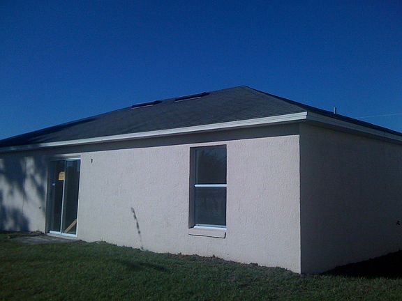3rd image of 616 Crane Dr