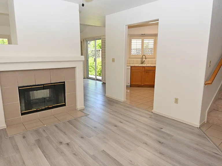 1105 Vista Pointe Cir — Photo 5