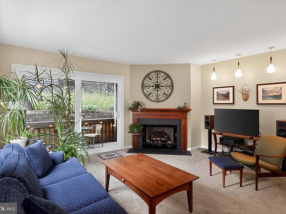 3rd image of 266 Miley Rd #266