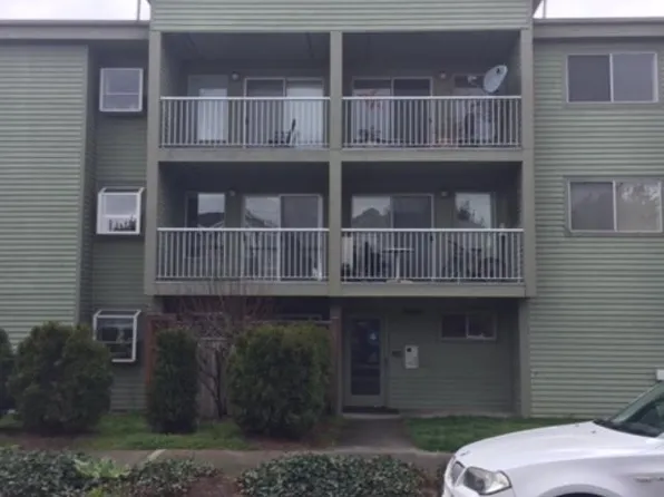 12023 28th Ave NE APT 205, Seattle, WA 98125