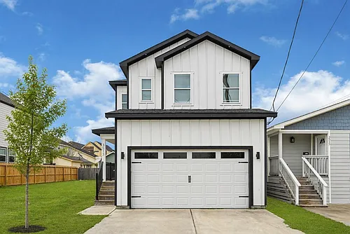 3513 Omega St Photo 1