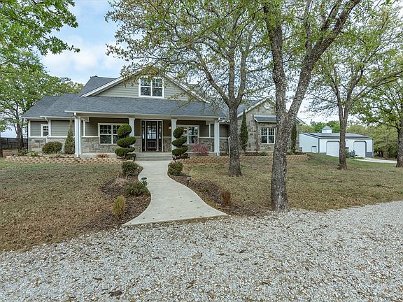 2nd image of 299 Briar Creek Ln