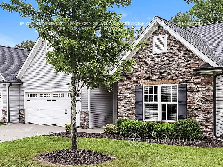 109 Brookbank Ct — Photo 3