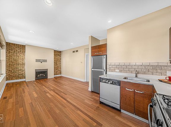 4th image of 4246 N Spaulding Ave #A1