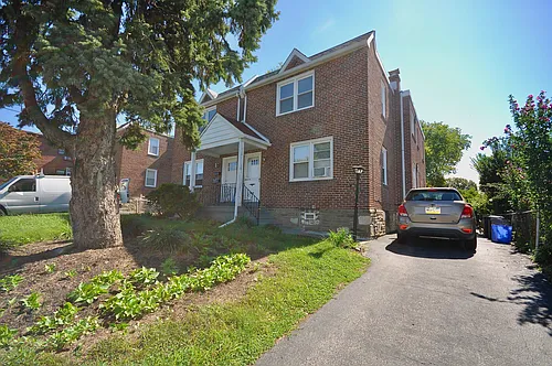 8035 Pine Rd Photo 1