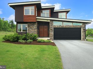106 Jensen Dr, Boalsburg, PA 16827