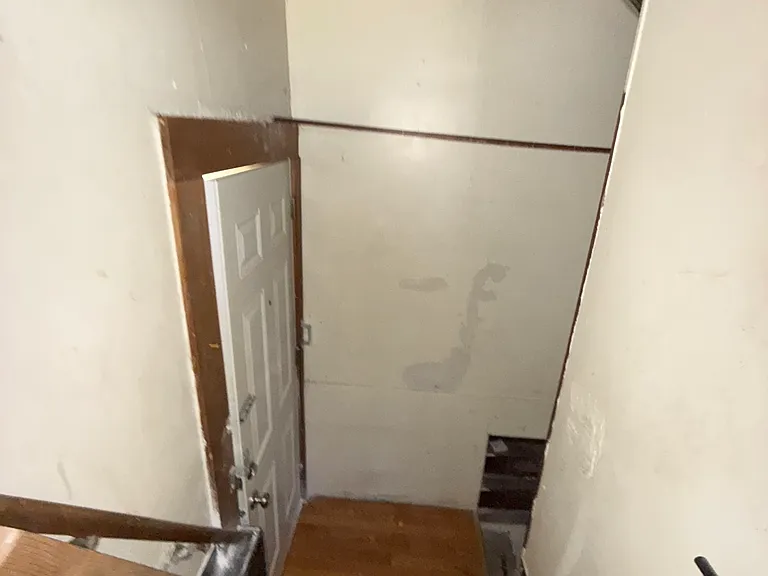 3918 Trumbull Ave — Photo 19