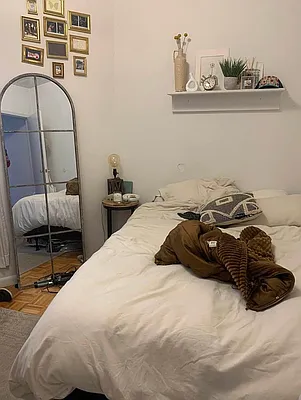 Rented by M.Grossman R.E. Management | media 18