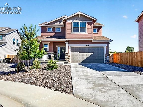 3rd image of 440 Paloma Way