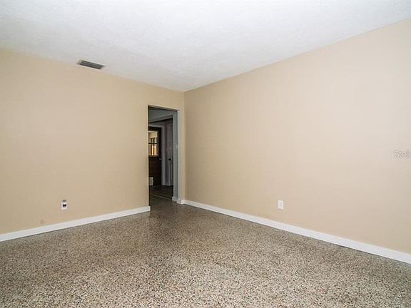 4th image of 4406 W Price Ave